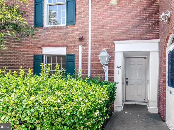 9531 Quail Hollow Dr APT 405, St Michaels, MD 21663