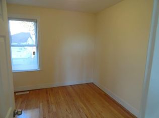 406 Admiral St #1, Providence, RI 02908