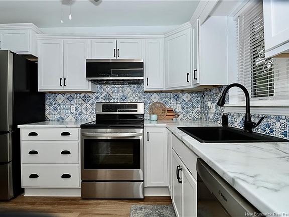 3rd image of 84 Seaman St #5