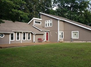 2527 Barwood Dr, Greenbrier, TN 37073