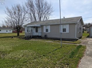 1252 E Lockwood Rd, Pt Clinton, OH 43452