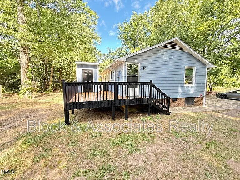801 Carter Ave — Photo 20