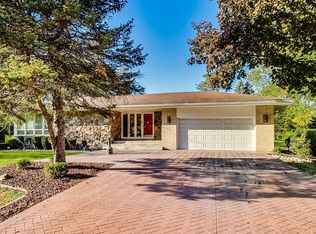 22W144 Broker Rd, Medinah, IL 60157