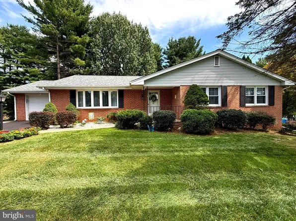 703 Fairfield Ave, Westminster, MD 21157