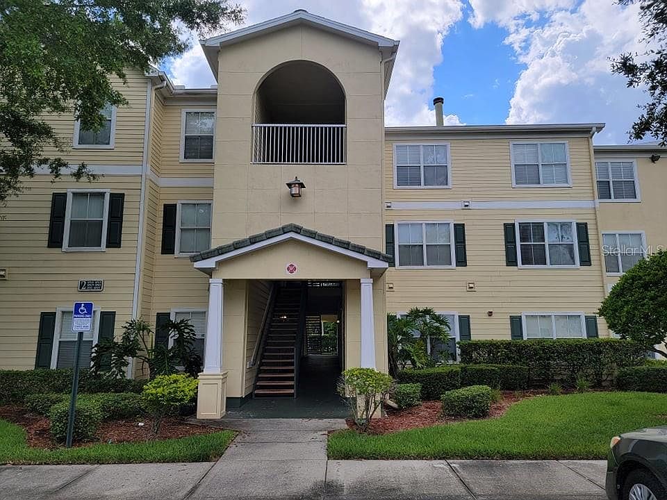 1st image of 18523 Bridle Club Dr #18523