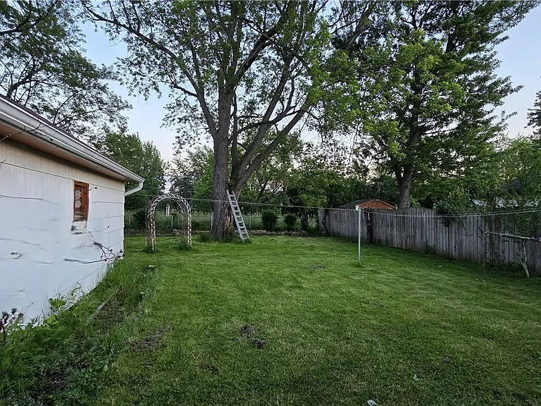 419 Cherokee Dr — Photo 38
