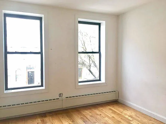 Rented by Premier Metro Realty Corp | media 8