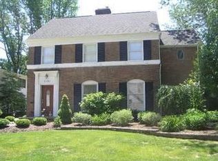 21151 Kenwood Ave, Rocky River, OH 44116