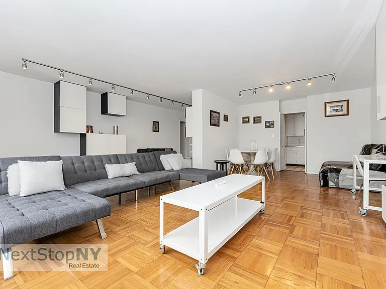 303 E 57th St #24E — Photo 3