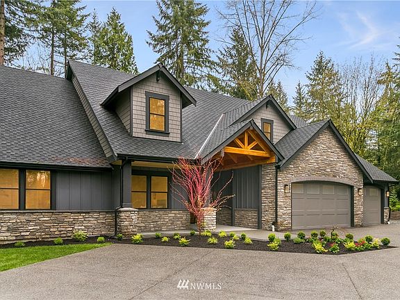 2nd image of 15330 NE 182nd Place NE