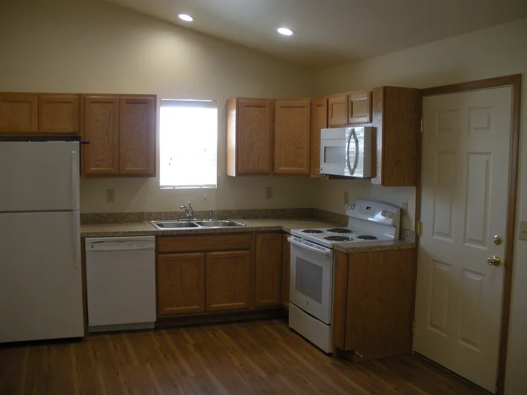 W Helena Ave — Photo 11