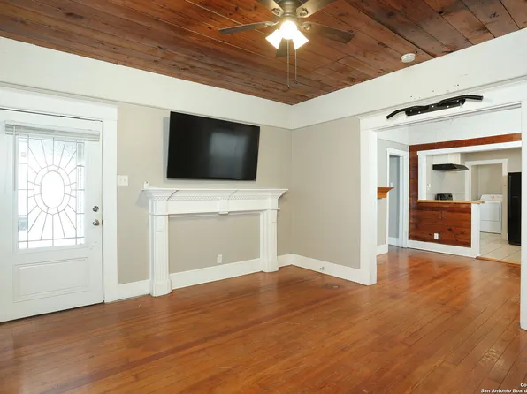1718 SAN FRANCISCO, San Antonio, TX 78201