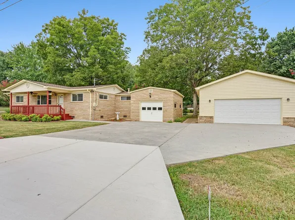 286 Collins St, Spring City, TN 37381