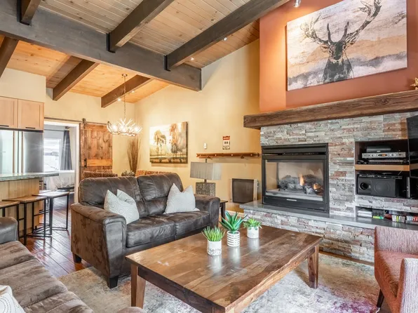 50 Hidden Valley Rd #12, Mammoth Lakes, CA 93546