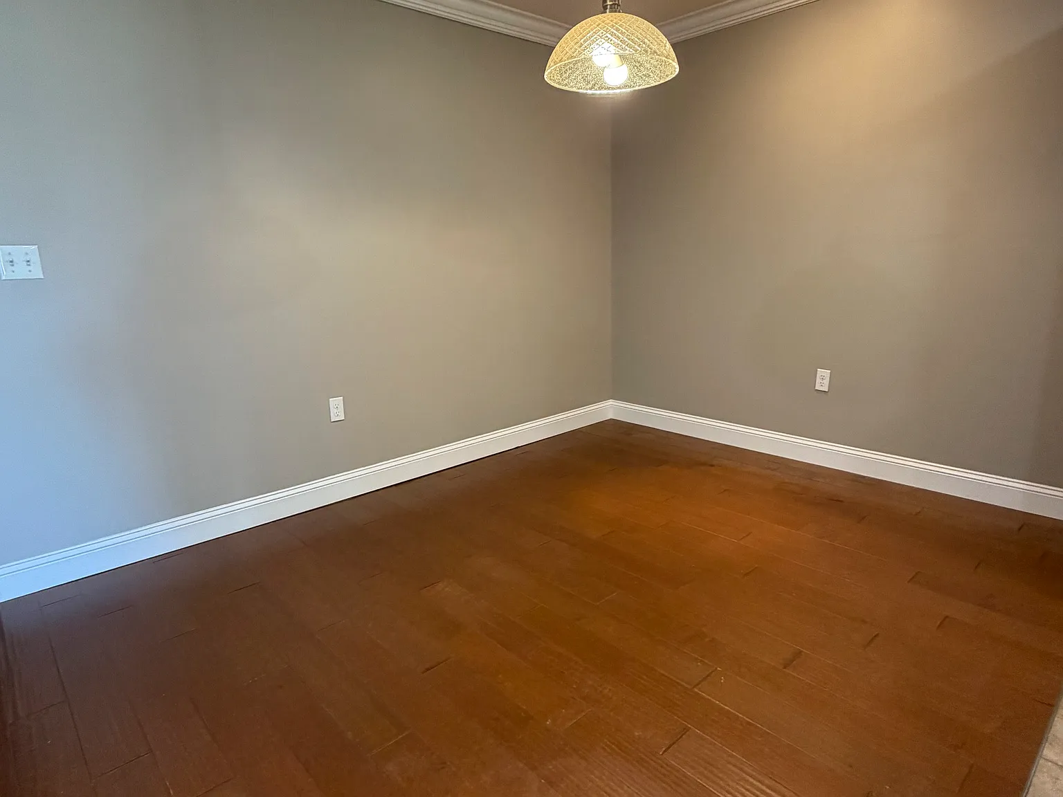 2 bed, 1300 sqft, $1,250 — Photo 4