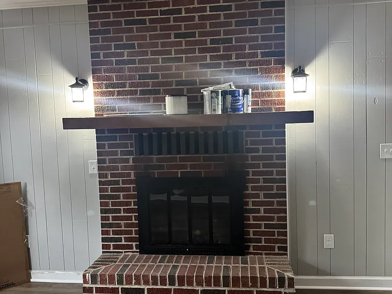 209 Brook St — Photo 9