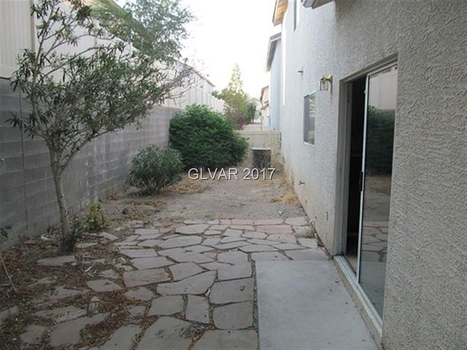 2nd image of 6833 Relic St