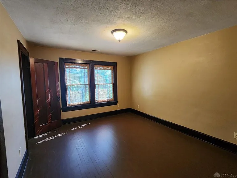 329 Cincinnati Ave — Photo 14