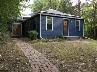 1131 Dill St, Iowa City, IA 52246