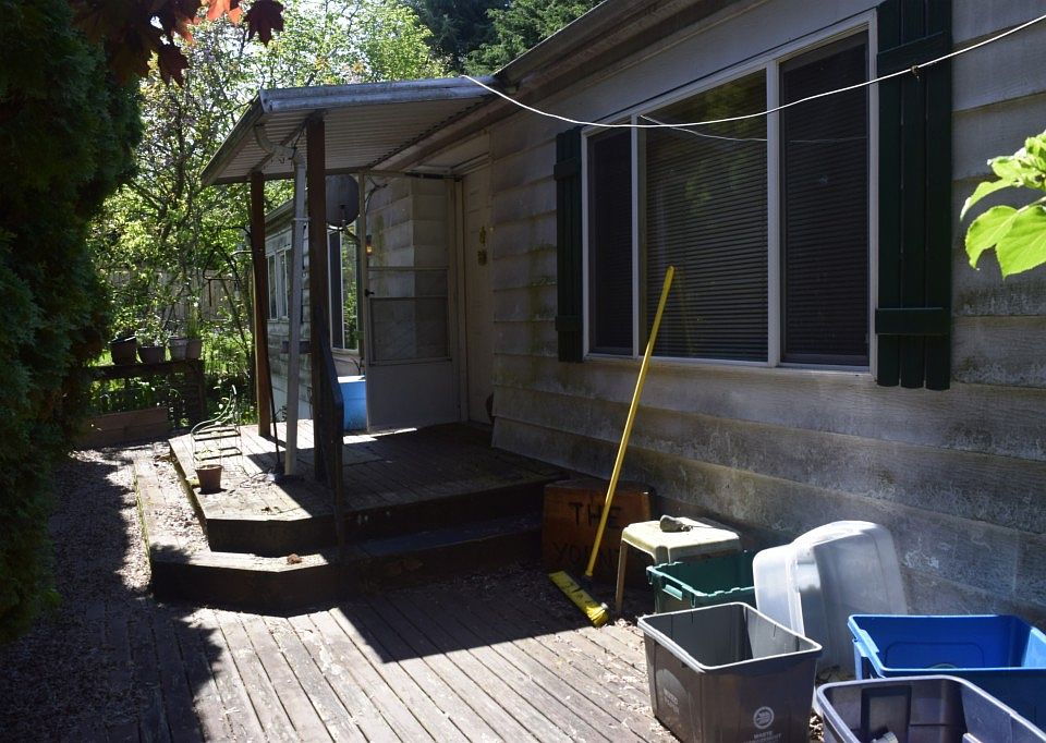 1st image of 3508 206th Pl SW