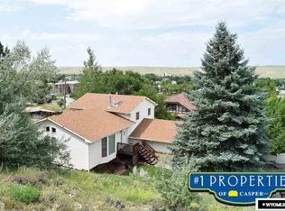 224 S 6th St, Glenrock, WY 82637