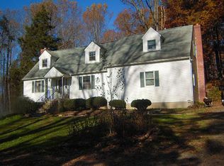 11224 Popes Head Rd, Fairfax, VA 22030