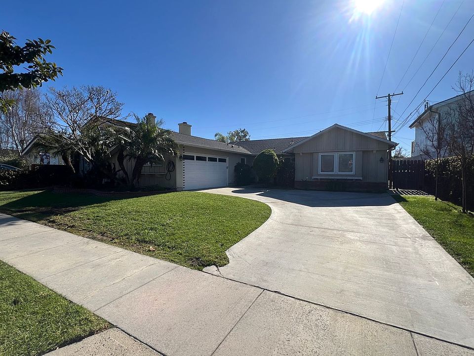 1st image of 2642 Oak Knoll Dr