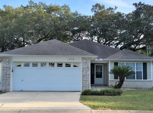 1858 Brick Cir, Fort Walton Beach, FL 32547
