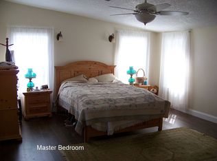 101 Carson Ave, Interlachen, FL 32148