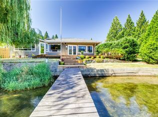 689 Cherry Ln, Bellingham, WA 98229