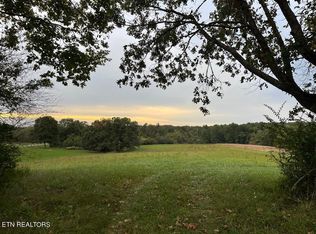 1715 Pigeon Ridge Rd, Crossville, TN 38555