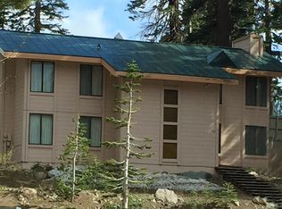 243 Crystal Ln, Mammoth Lakes, CA 93546