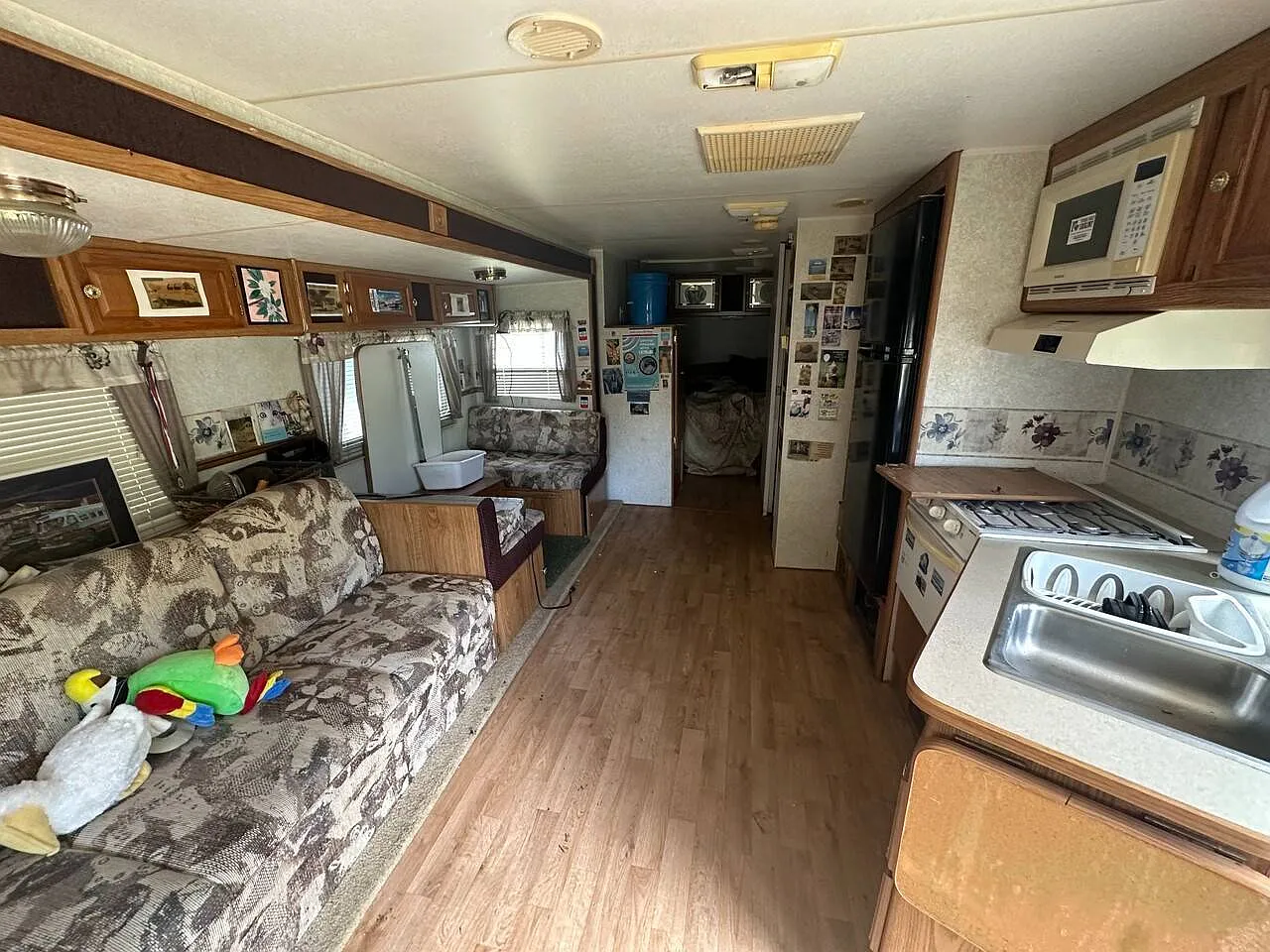 Studio, $499 — Photo 2