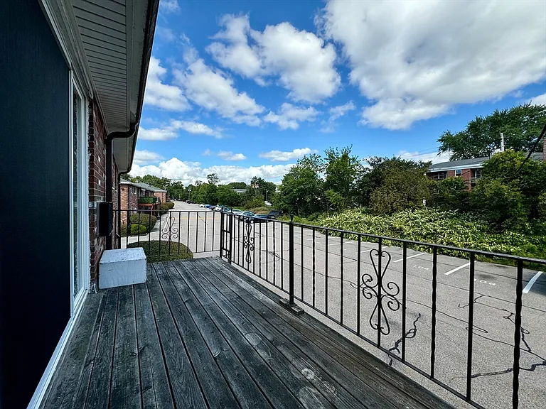96 Fountain Ln #11 — Photo 11