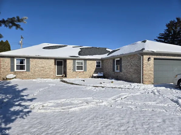 3308 S G St, Elwood, IN 46036