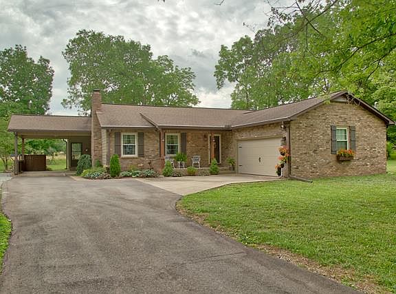 2nd image of 108 Hunters Ln