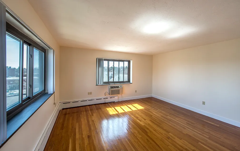 1 bed, $2,250 — Photo 2