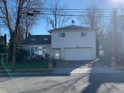 6 Steven Dr, Hewlett, NY, 11557