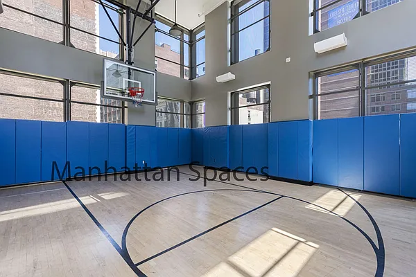 Rented by Manhattan Spaces | media 12