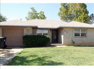 312 Edd Dr, Tecumseh, OK 74873