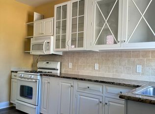 561 Goodman St N, Rochester, NY 14609