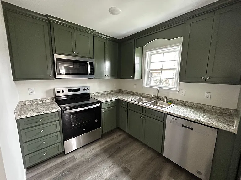 1532 Woodard St — Photo 1
