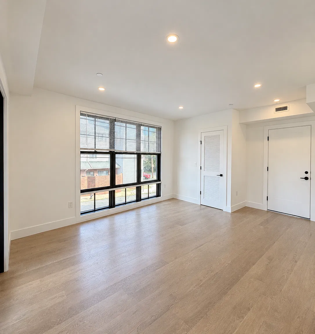 2 bed, 960 sqft, $1,795 — Photo 2