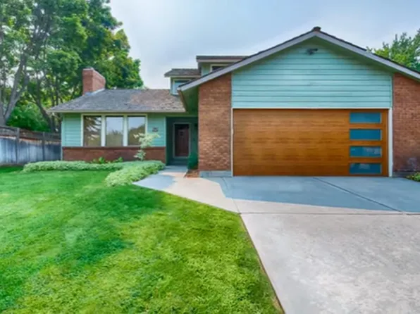 8725 W Brookview Dr, Boise, ID 83709