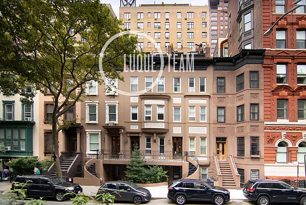 Rented by Douglas Elliman | media 11