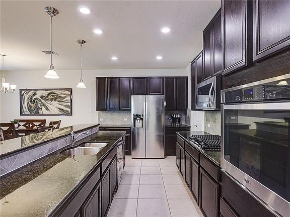 3rd image of 404 Buttercup Creek Blvd APT 12