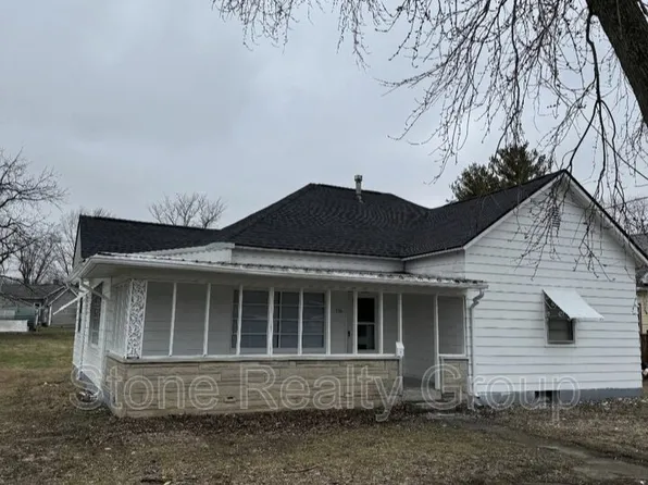 136 N 3rd St, Clinton, IN 47842