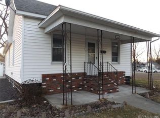 815 N Jackson St, Litchfield, IL 62056