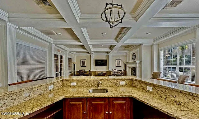 1 bed, 1.0 bath, 905 sqft, $1,350 — Photo 3