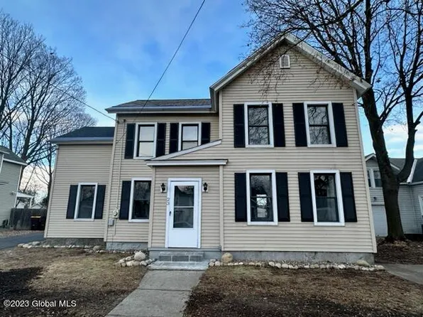 23 Saratoga Avenue, South Glens Falls, NY 12803